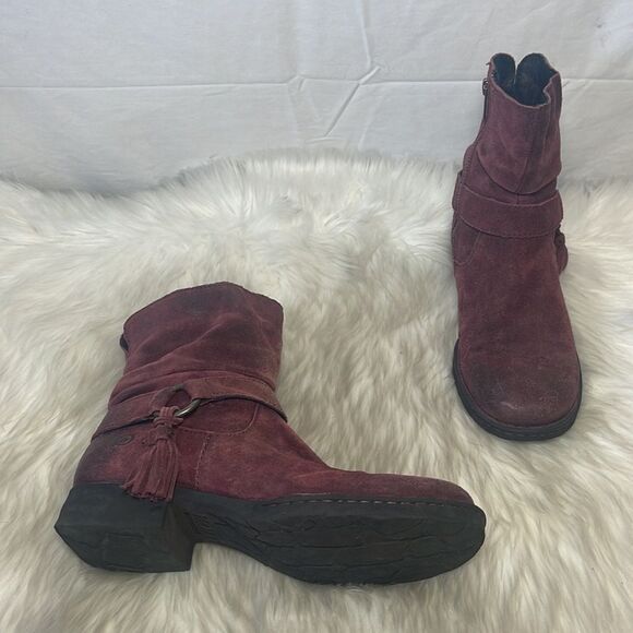 Born Cory Burgundy Suede Distressed Side Zip Booties Sz 7 - Picture 1 of 7